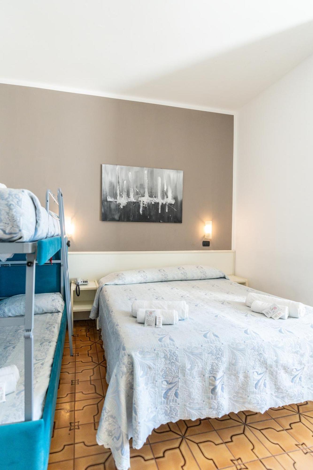 Comfort Quadruple Room