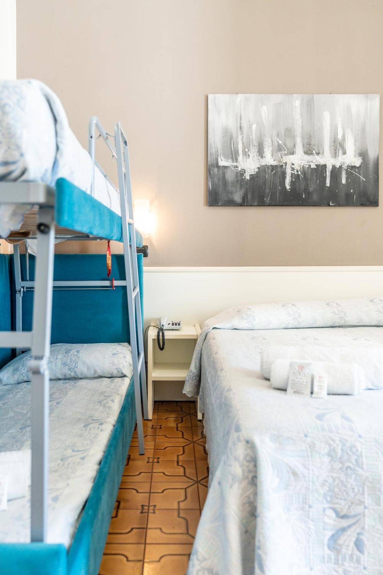 Comfort Quadruple Room
