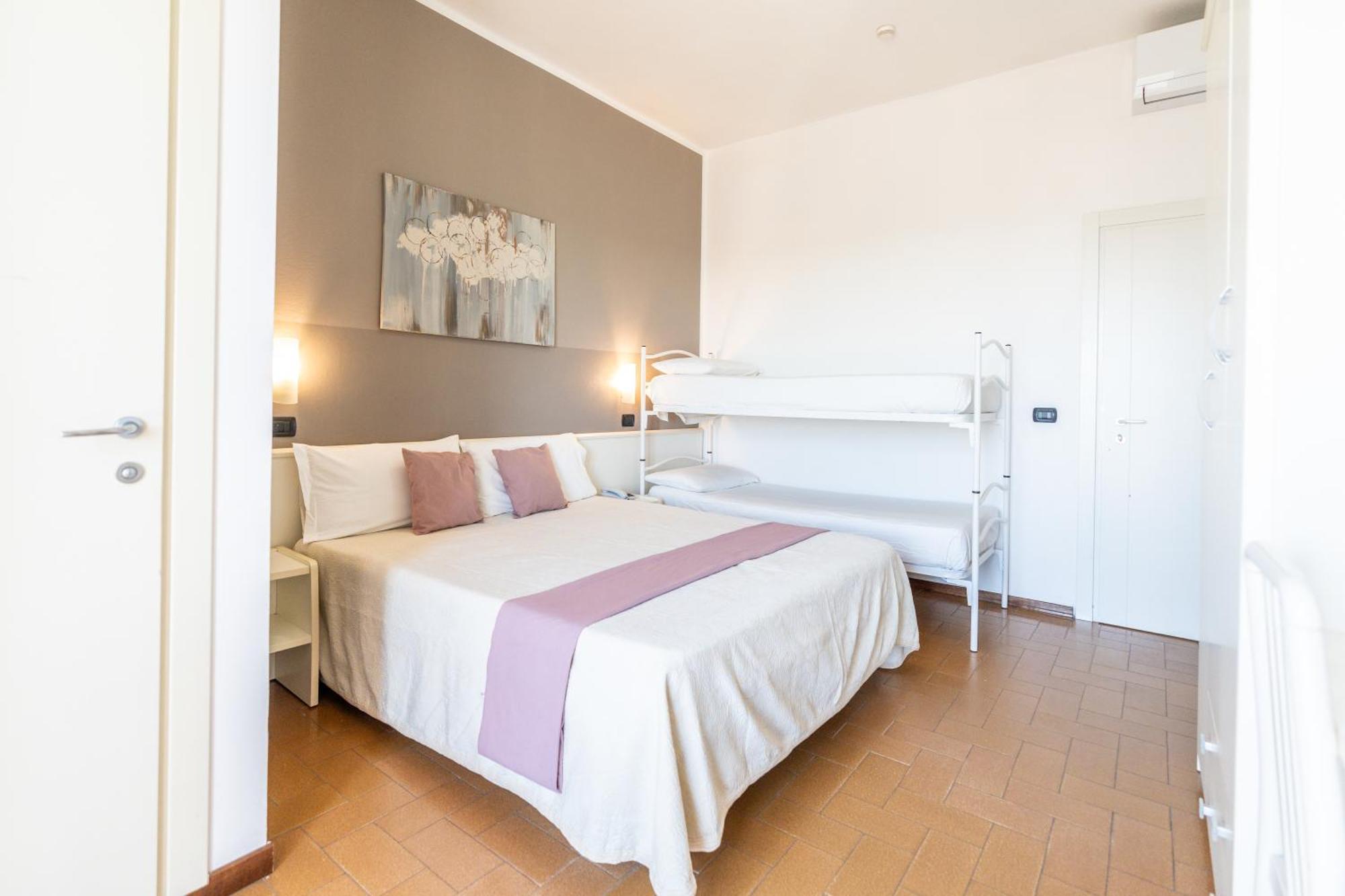 Comfort Quadruple Room